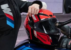 Какой шлем BMW мне выбрать?