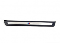Накладки на пороги в М-стиле для BMW F10 5-серия