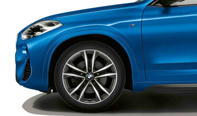 Комплект зимних колес Double Spoke 715M Performance для BMW X1 F48/X2 F39