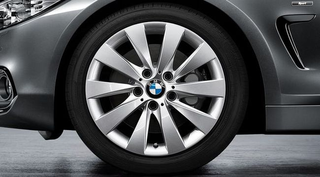 Комплект зимних колес V-Spoke 413 для BMW F30/F32