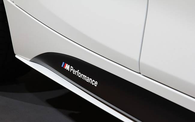 Пленка бокового порога M Performance для BMW F20 1-серия