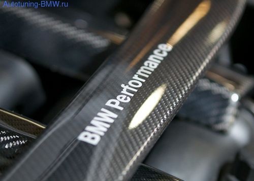 Карбоновая растяжка передних стоек BMW Performance