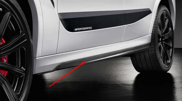 Карбоновые накладки на пороги M Performance для BMW X6M F96