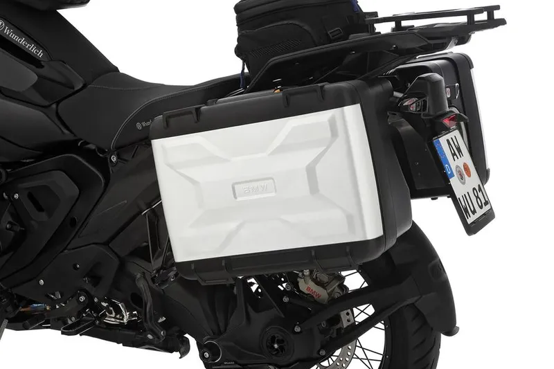 Набор адаптеров для установки кофров от BMW R1250GS на R1300GS