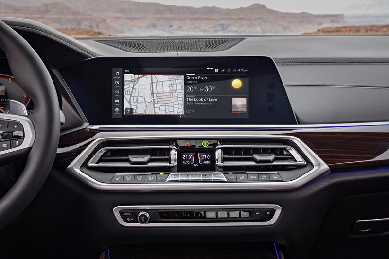 Интерьер BMW X5 G05 2019