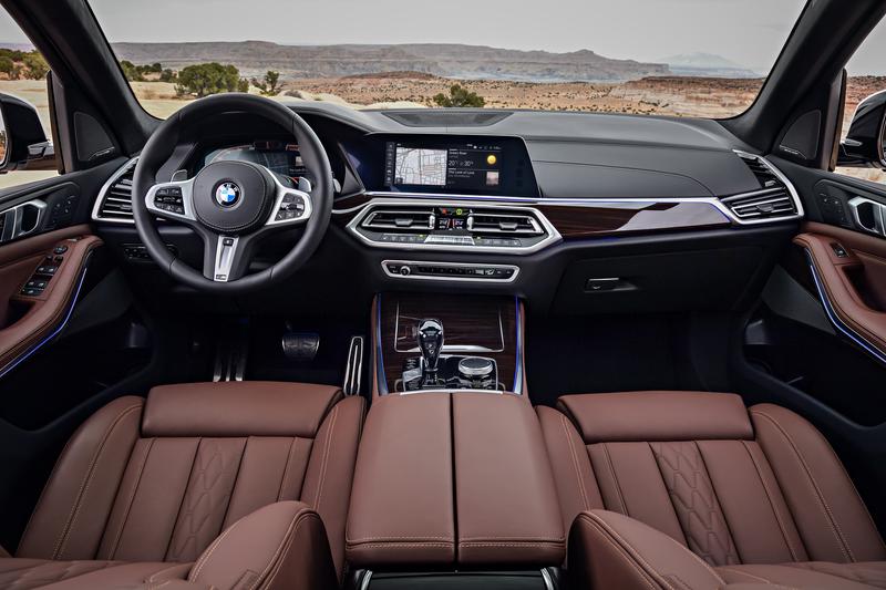 Интерьер BMW X5 G05 2019