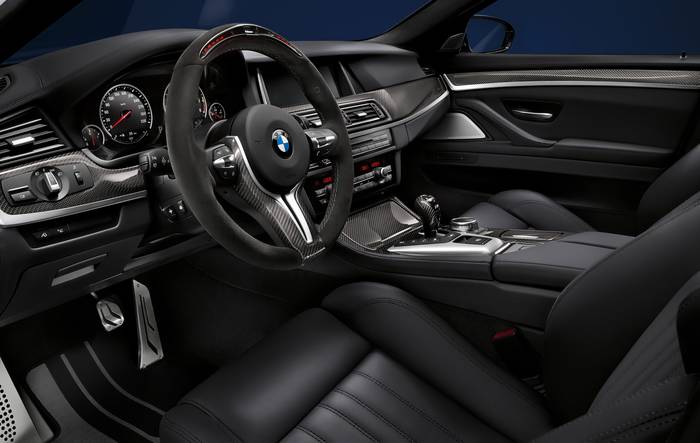 Оригинальные аксессуары M Performance BMW M5 и M6